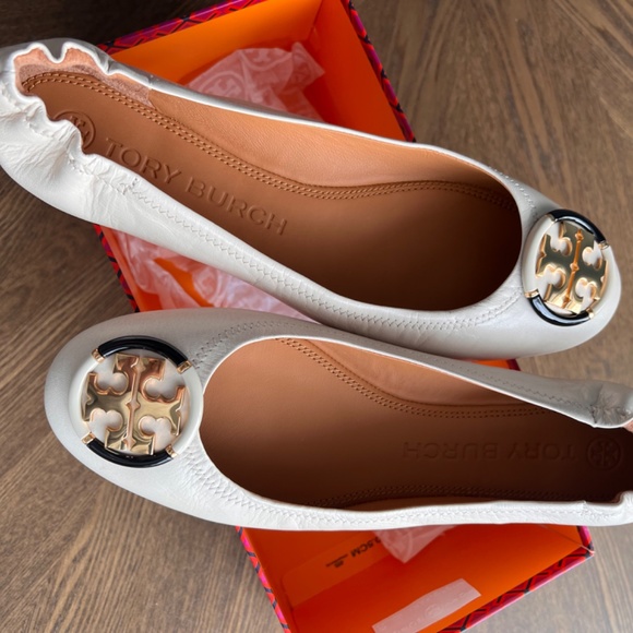 Tory Burch Flat - Picture 3 of 4